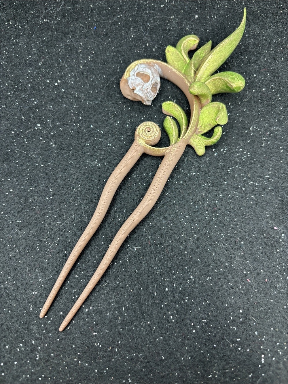 Woodland Skull Bloom Hair Pin - Picture 4 of 5